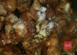 红烧黄豆猪蹄的做法图解5