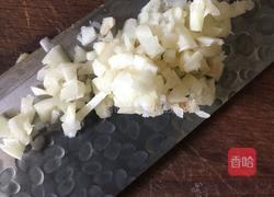 凉拌酸甜胡萝卜的做法图解2