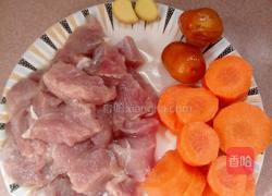 五指毛桃煲瘦肉汤的做法图解3