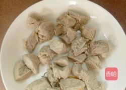 五指毛桃煲瘦肉汤的做法图解5