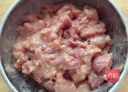 大葱炒肉片的做法图解3