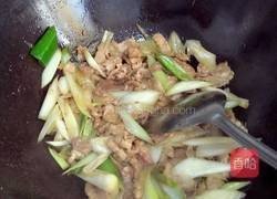 大葱炒肉片的做法图解5