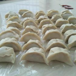 鲜虾饺(含饺子皮的做法)的做法[图]