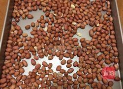 糖霜花生的做法图解2