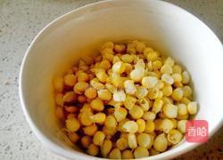 鲜榨玉米汁的做法图解1