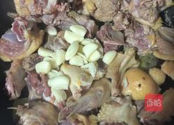 青蒜啤酒鸭的做法图解10
