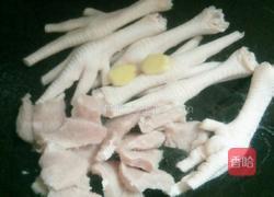 花生眉豆山药鸡脚汤的做法图解3