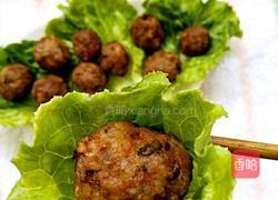 炸肉丸的做法图解1