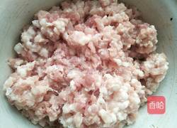 红心火龙果汁大蒸饺的做法图解2