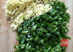 炸肉丸的做法图解3