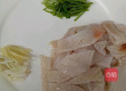 芫爆鱿鱼花的做法图解2