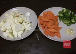 茭白胡萝卜的做法图解1
