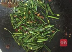 韭菜花毛血旺的做法图解5