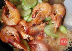 黄瓜炒大虾的做法图解9