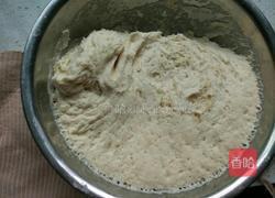 白菜猪肉馅水煎包的做法图解1