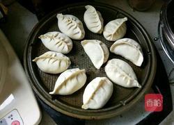 白菜猪肉馅水煎包的做法图解8