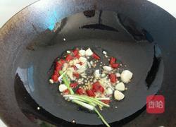 炝炒大豆芽的做法图解5