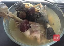 胡椒根沙仁猪肚煲鸡的做法图解6