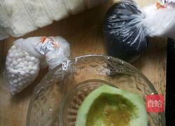 梨瓜西米黑米露的做法图解1