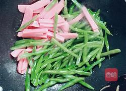 四季豆炒火腿的做法图解4