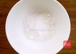 椰奶玉米片的做法图解2