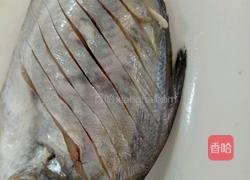 干烧鱼的做法图解1