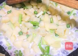 土豆芦笋浓汤的做法图解5