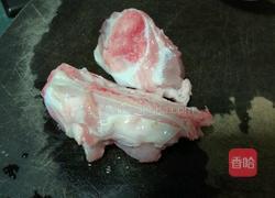 藕带大骨汤的做法图解3