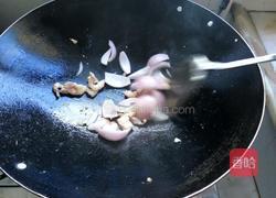 黑木耳炒丝瓜的做法图解3