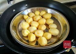 香锅小土豆的做法图解1