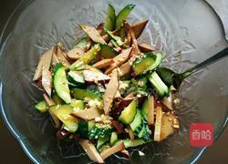 黄瓜拌鸡蛋干的做法图解5