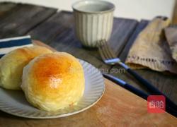 松软豆沙小餐包的做法图解2