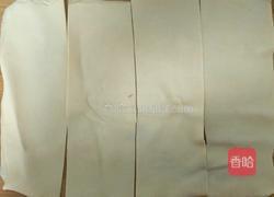 金针菇豆皮卷的做法图解6