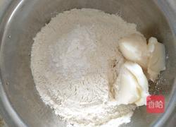 开口椰蓉酥的做法图解2