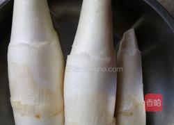 火腿片炒胶笋的做法图解1