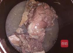 海带萝卜炖腊排骨的做法图解1