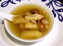 姬松茸炖瘦肉汤