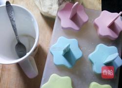 牛奶冰的做法图解1