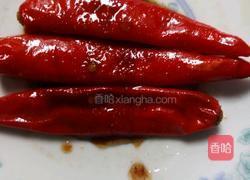 煎香红尖椒的做法图解5