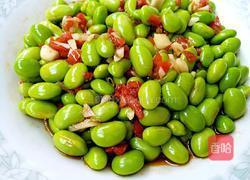 凉拌毛豆粒的做法图解1