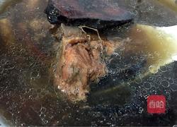 土茯苓猪骨汤的做法图解6