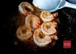 虾仁炒面的做法图解5