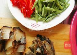 四季豆炒腊肉的做法图解2