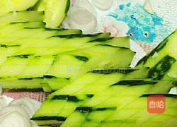 蚝油煎黄瓜的做法图解1