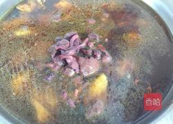 鸡块炖松散蘑的做法图解7