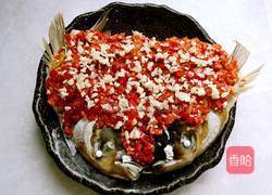 湖南剁椒鱼头的做法图解7