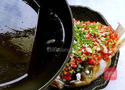 湖南剁椒鱼头的做法图解10