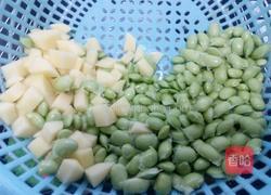 香菇毛豆瘦肉酱的做法图解1
