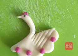 Illustration of how to make swan steamed buns 13