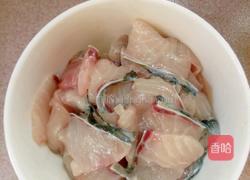 生滚鱼片粥的做法图解3